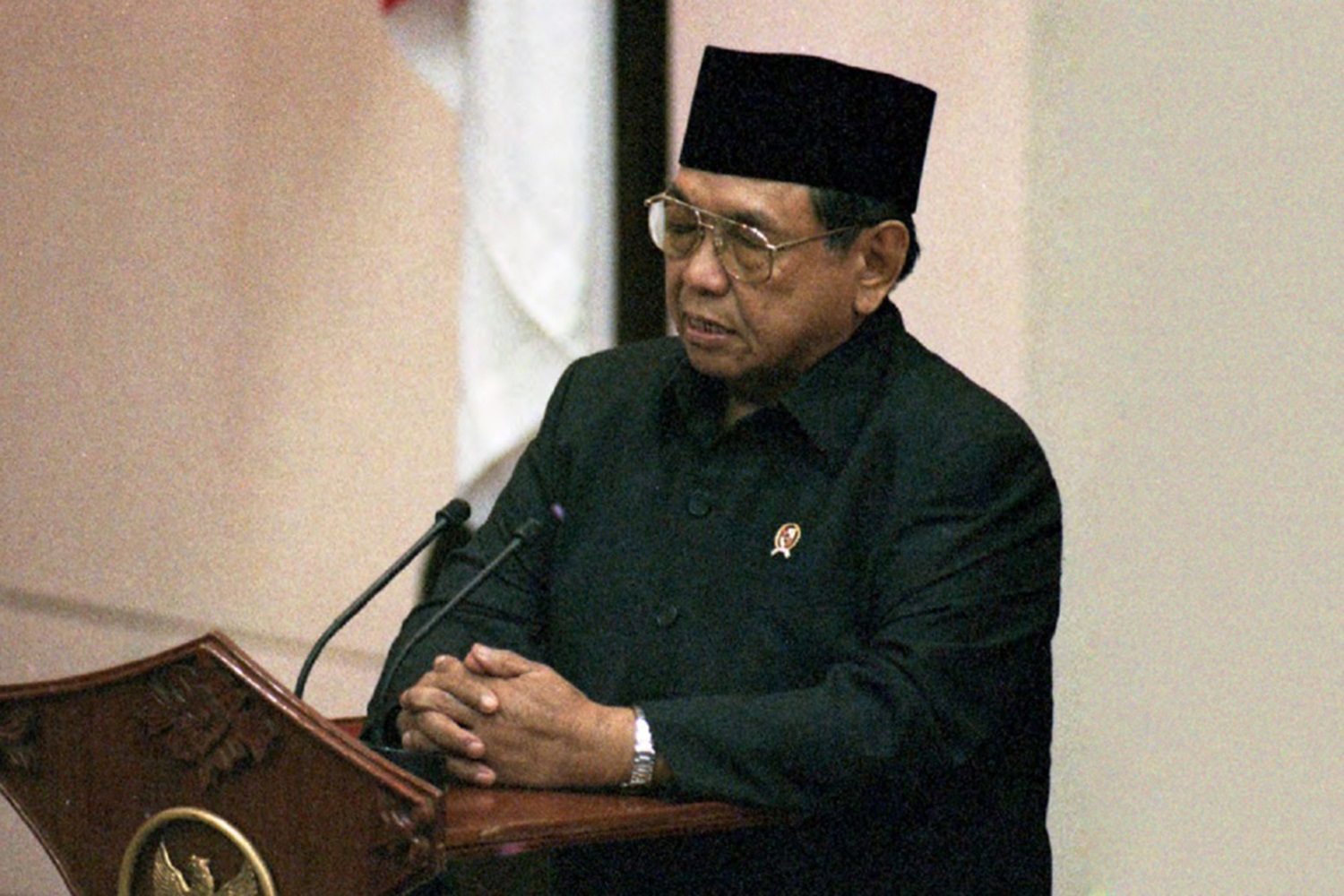 Dewa Mabuk versus Raudlatul Athfal