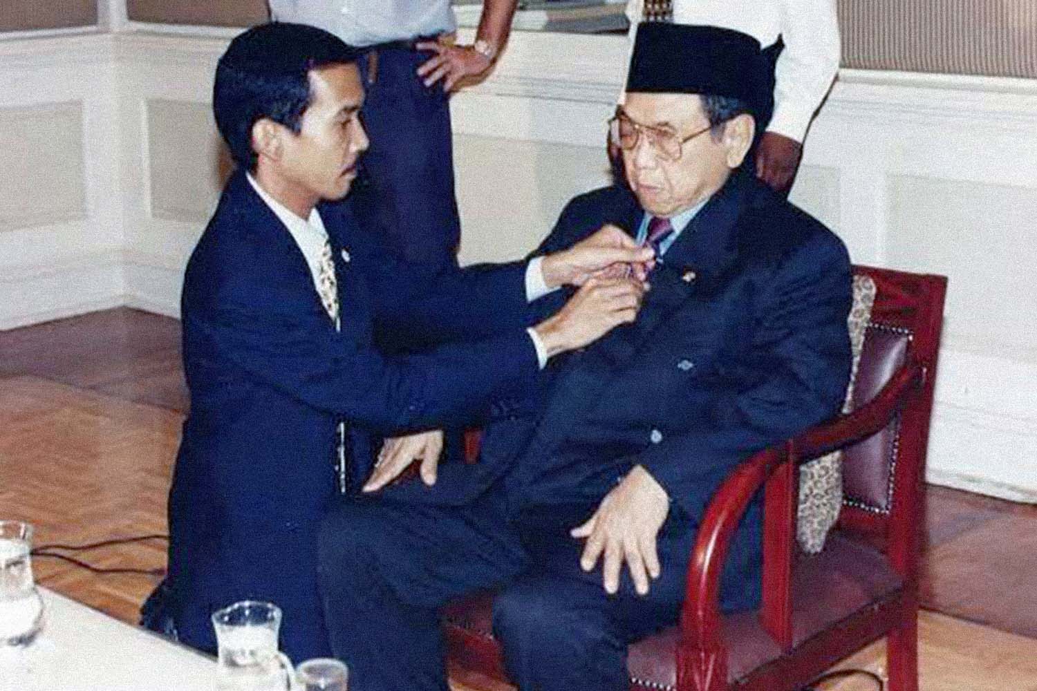 Diplomasi Ketawa: Note Taker Bingung